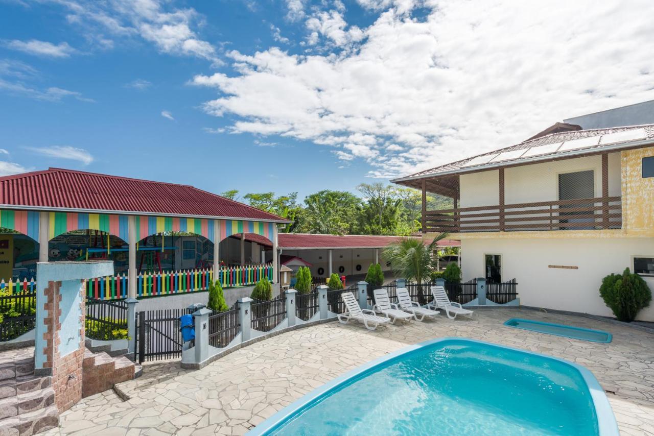 Hotel Brasil Пеня Екстериор снимка