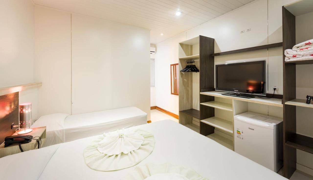 Hotel Brasil Пеня Екстериор снимка